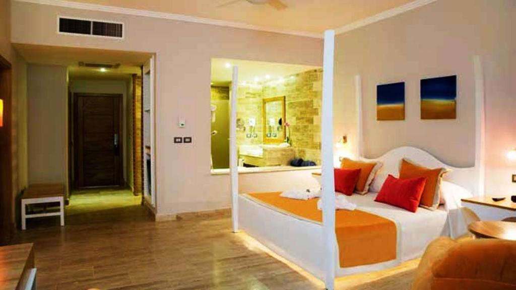 Lifestyle Crown Residence Suites (Adults Only) Puerto Plata Room photo